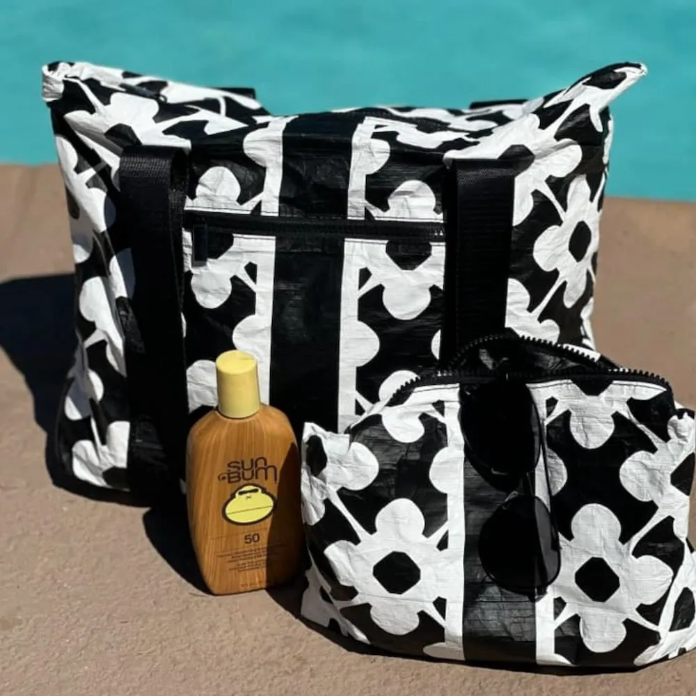 Kona Cove Beach Pouch