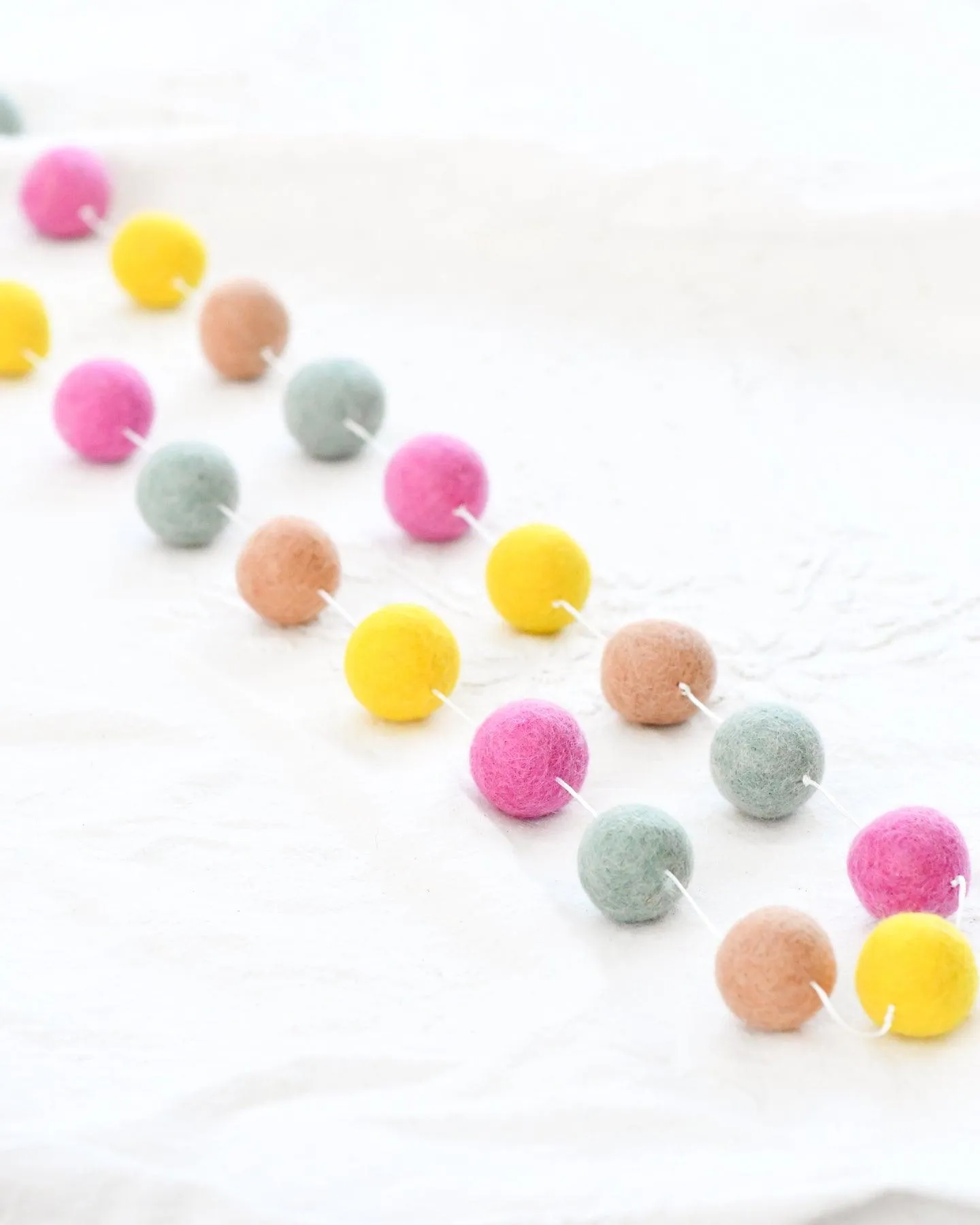 Pompom Felt Ball Garland - Sherbet