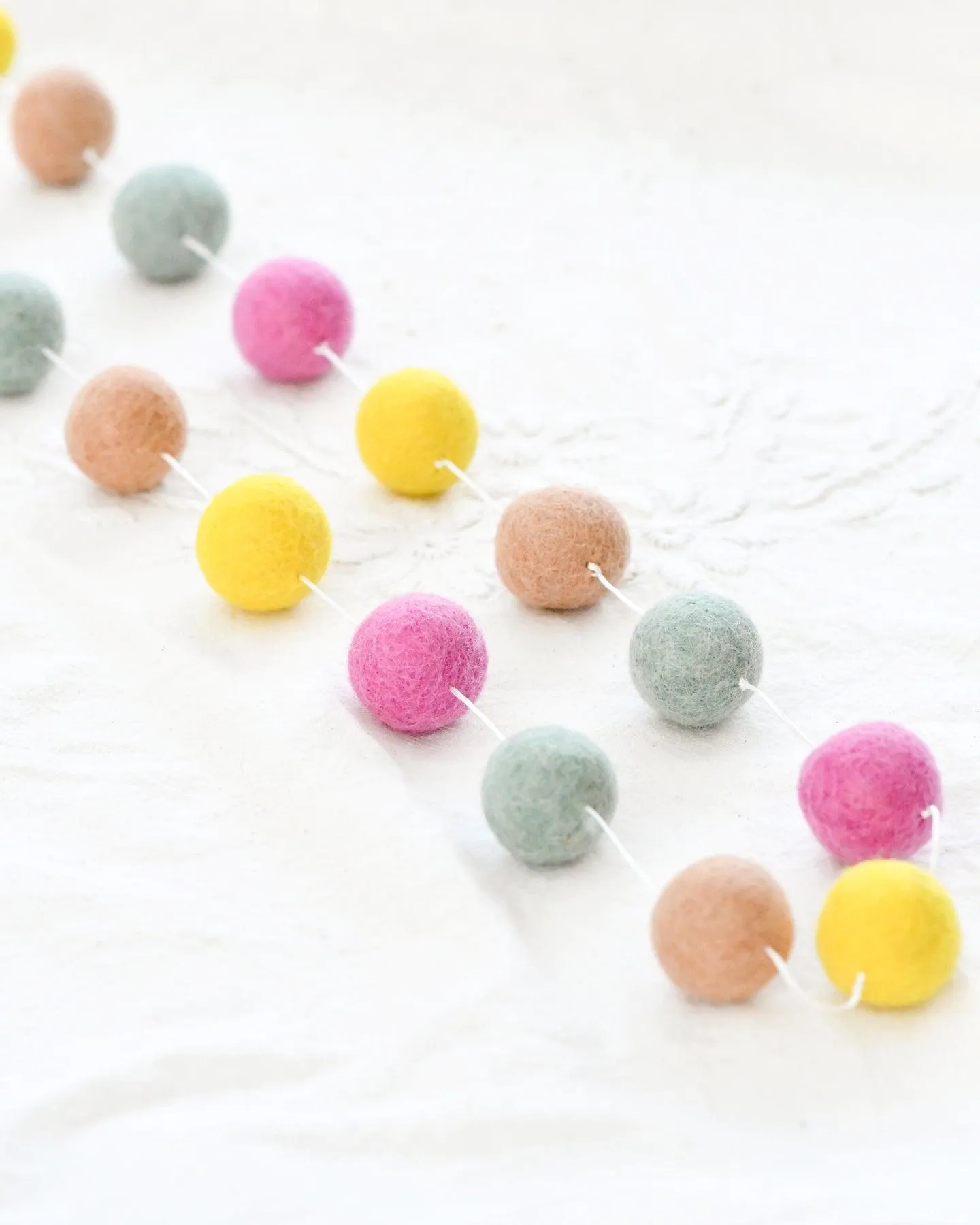 Pompom Felt Ball Garland - Sherbet