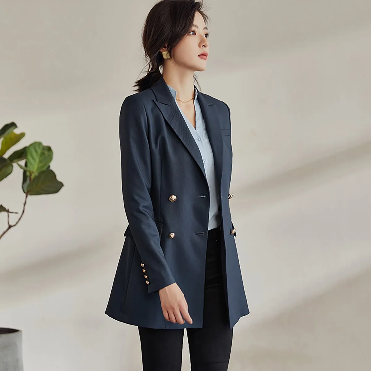 Timeless Modern Blazer in Navy